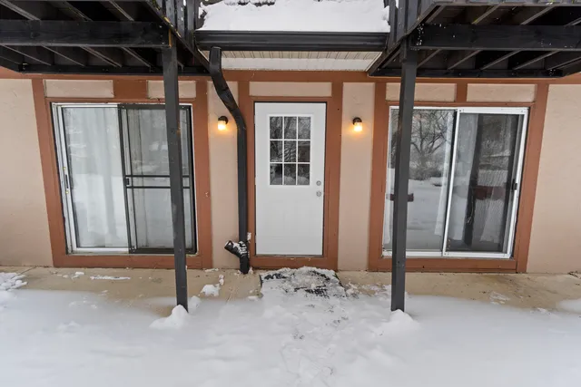 $1,400 | 1017 9th Street, Unit 7, Harvard, IL 60033