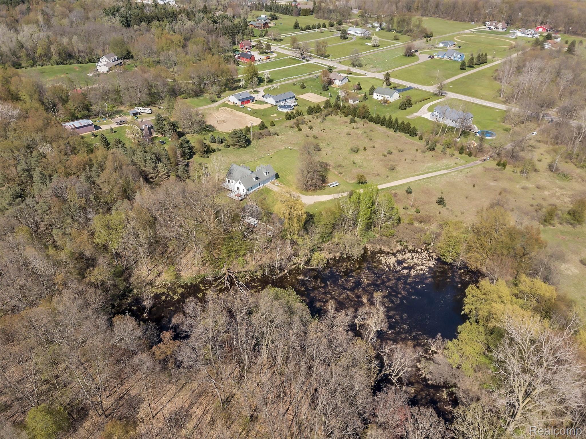 4101 North Nicholson Road Fowlerville, MI 48836 - Photo 54 of 68 54_4101NicholsonRdWindowStillRealEstatePhotography54_mls.jpg
