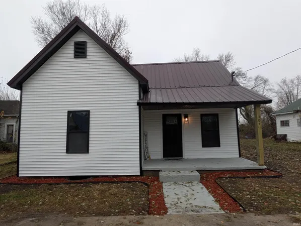 $98,900 | 307 Giltner Street, Oaktown, IN 47561