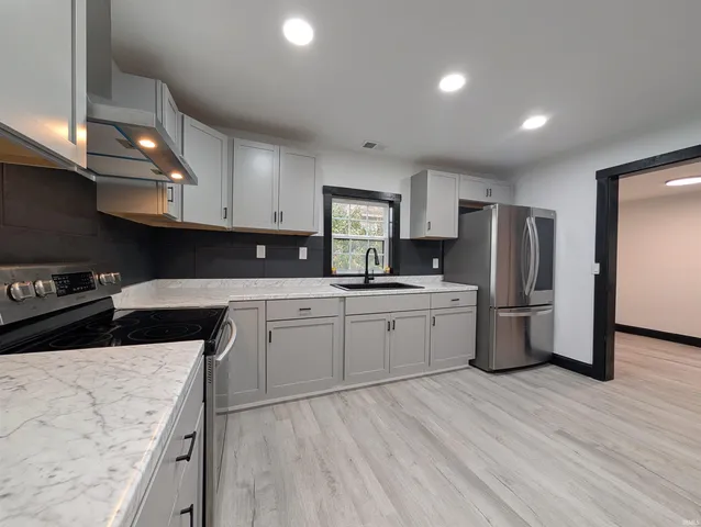 $114,900 | 307 Giltner Street, Oaktown, IN 47561