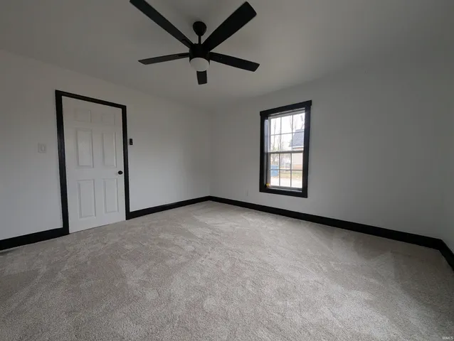 $114,900 | 307 Giltner Street, Oaktown, IN 47561