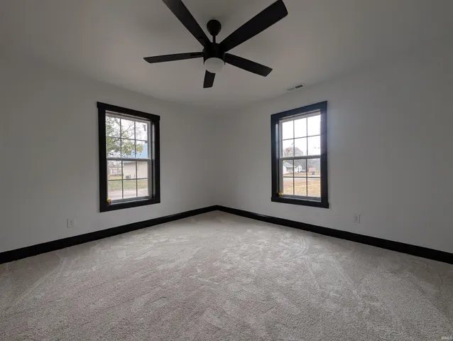 $114,900 | 307 Giltner Street, Oaktown, IN 47561