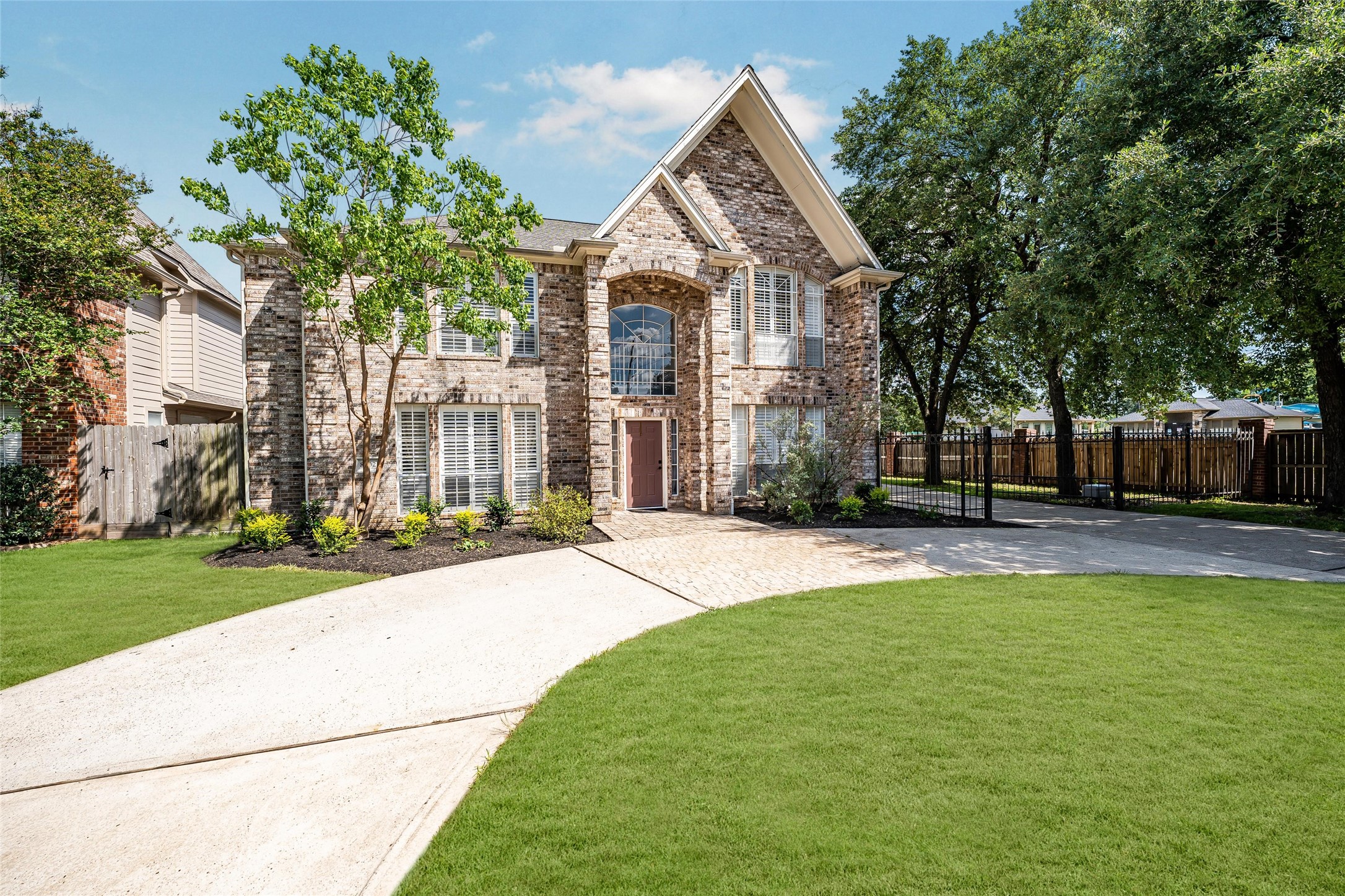 8002 Royal Crest Court Spring, TX 77379 - Photo 1 of 50 Front elevation, notice the curved drive in the front