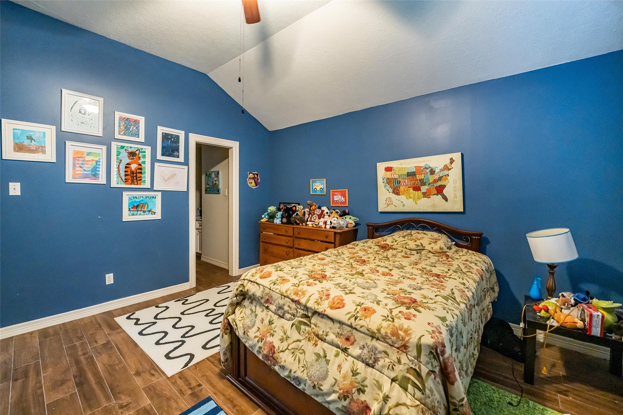 8002 Royal Crest Court Spring, TX 77379 - Photo 26 of 50 Another angle of bedroom#2