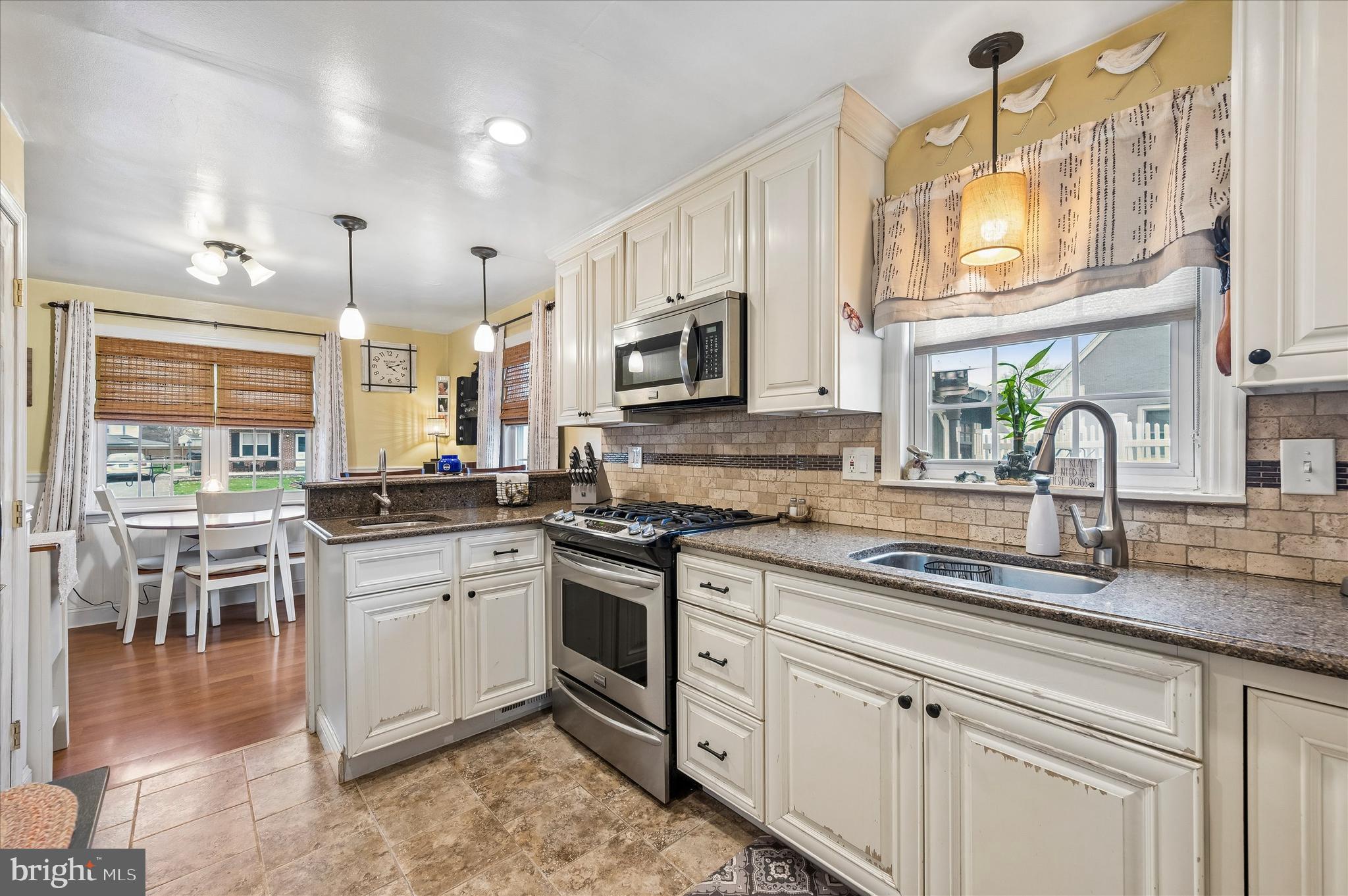 838 Springhill Road Secane, PA 19018 - Photo 12 of 25