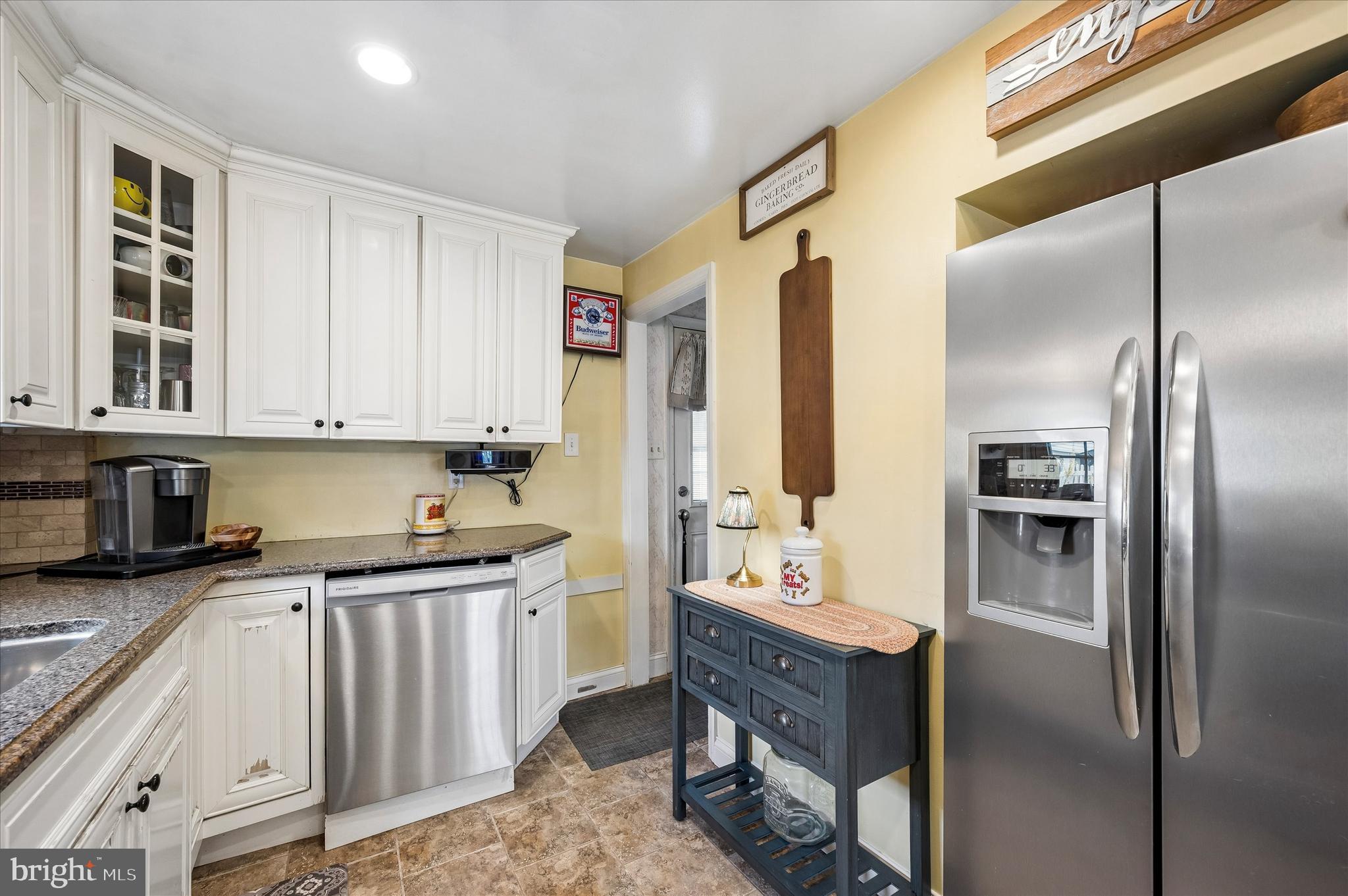 838 Springhill Road Secane, PA 19018 - Photo 14 of 25