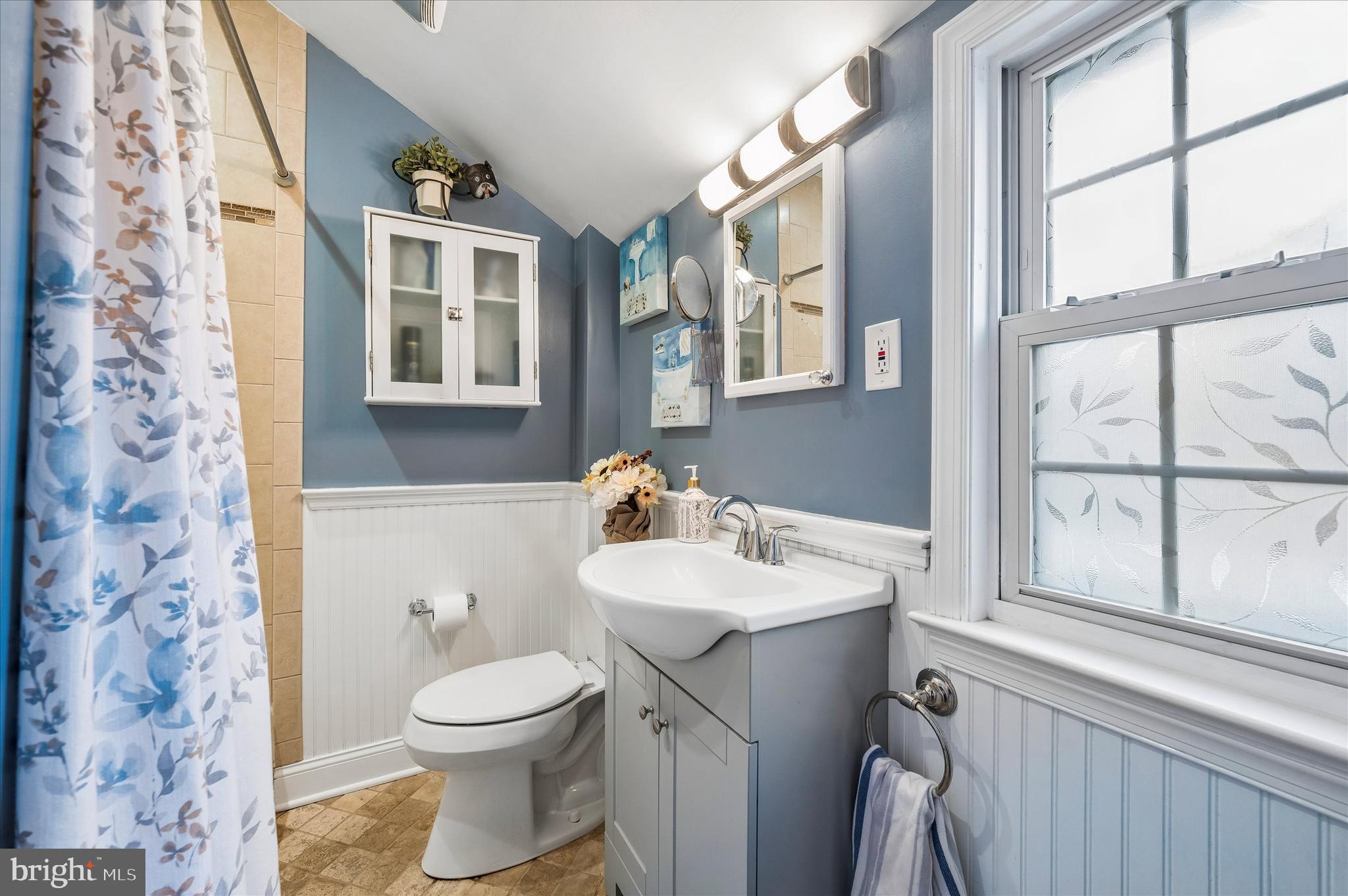 838 Springhill Road Secane, PA 19018 - Photo 18 of 25