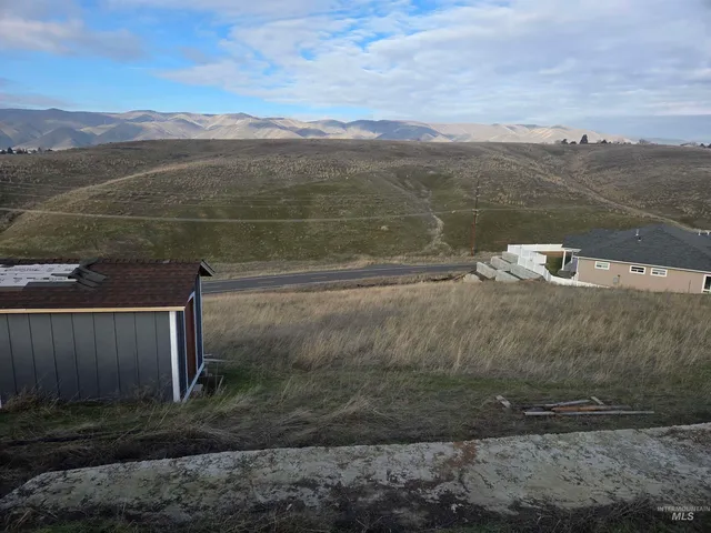 $52,000 | 2217 Deer Pointe Drive, Clarkston, WA 99403