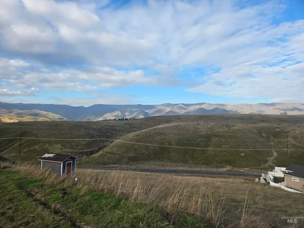 $52,000 | 2217 Deer Pointe Drive, Clarkston, WA 99403