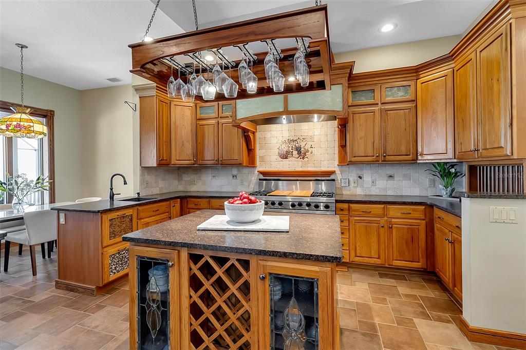 612 Laurel Road West Nokomis, FL 34275 - Photo 31 of 88