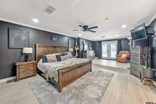 $729,999 | 9596 County Road 1230, Flint, TX 75762