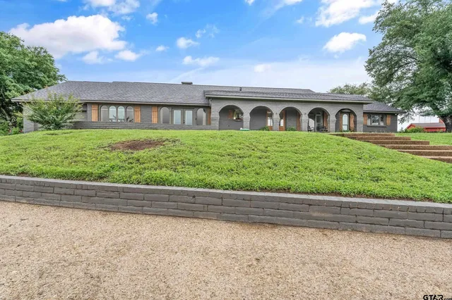 $729,999 | 9596 County Road 1230, Flint, TX 75762