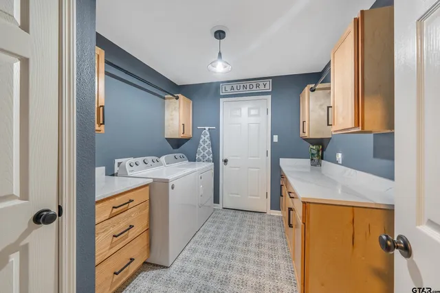 $729,999 | 9596 County Road 1230, Flint, TX 75762