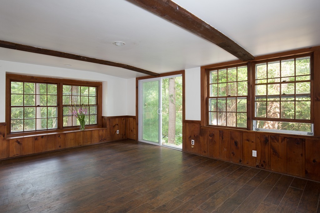 16 Woodland Road Weston, MA 02493 - Photo 3 of 11 Gallery Image 3