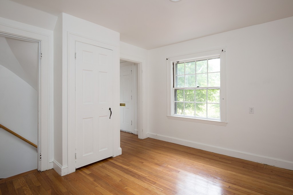 16 Woodland Road Weston, MA 02493 - Photo 6 of 11 Gallery Image 6
