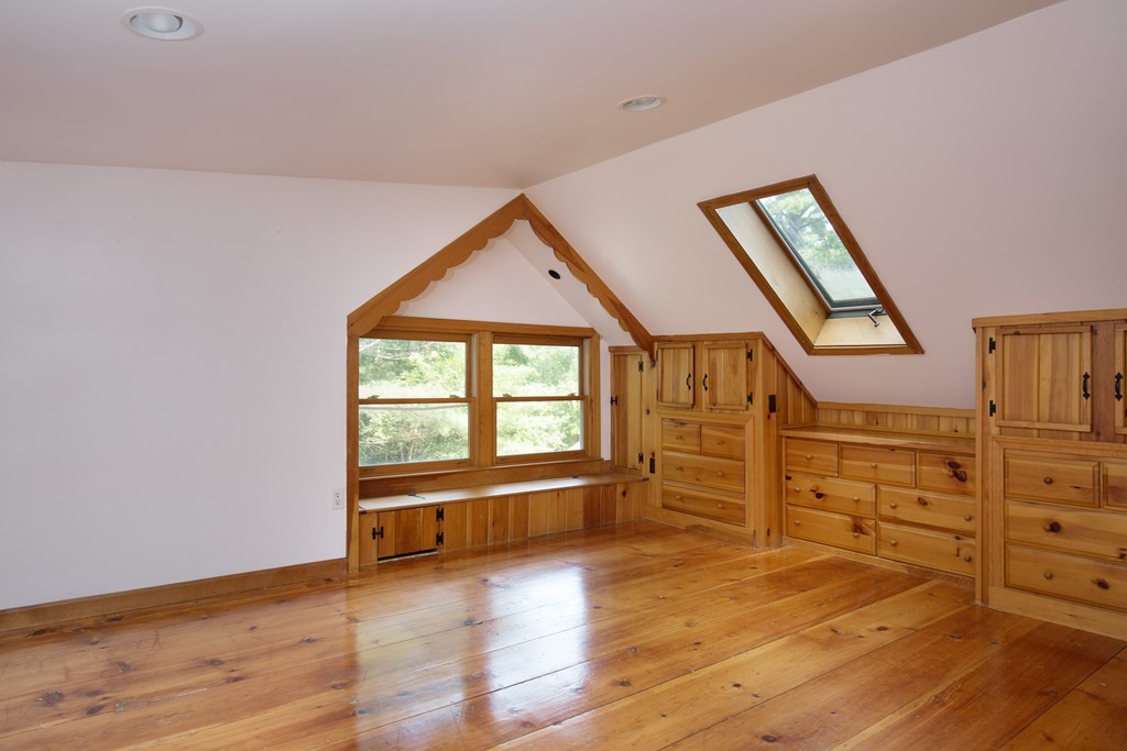16 Woodland Road Weston, MA 02493 - Photo 7 of 11 Gallery Image 7