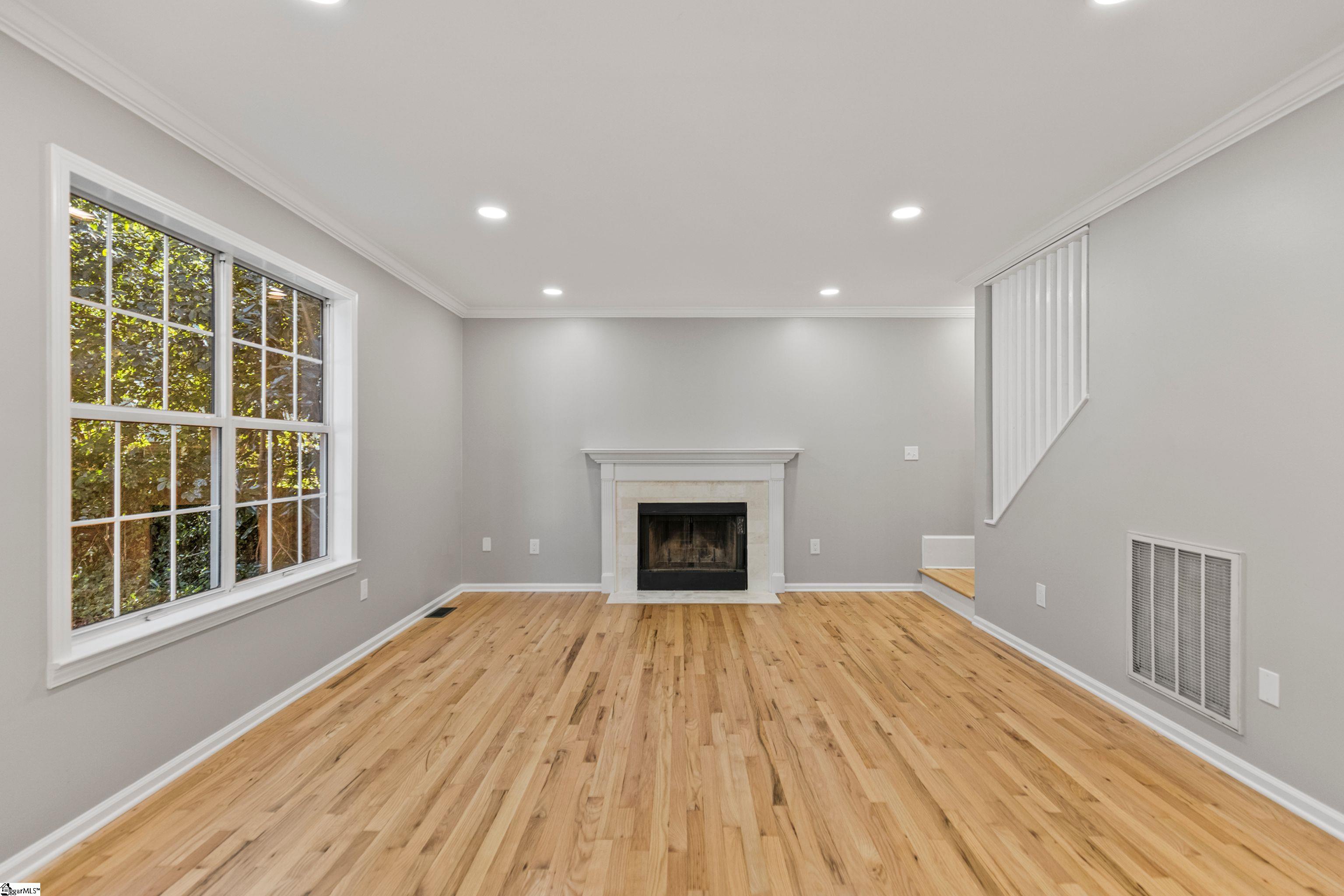 413 West Faris Road Greenville, SC 29605 - Photo 16 of 32 Gallery Image 16