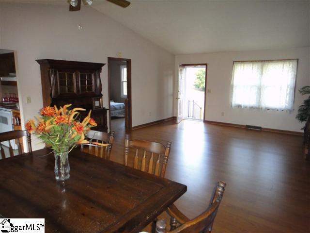 130 North Blue Ridge Circle Pickens, SC 29671 - Photo 4 of 25