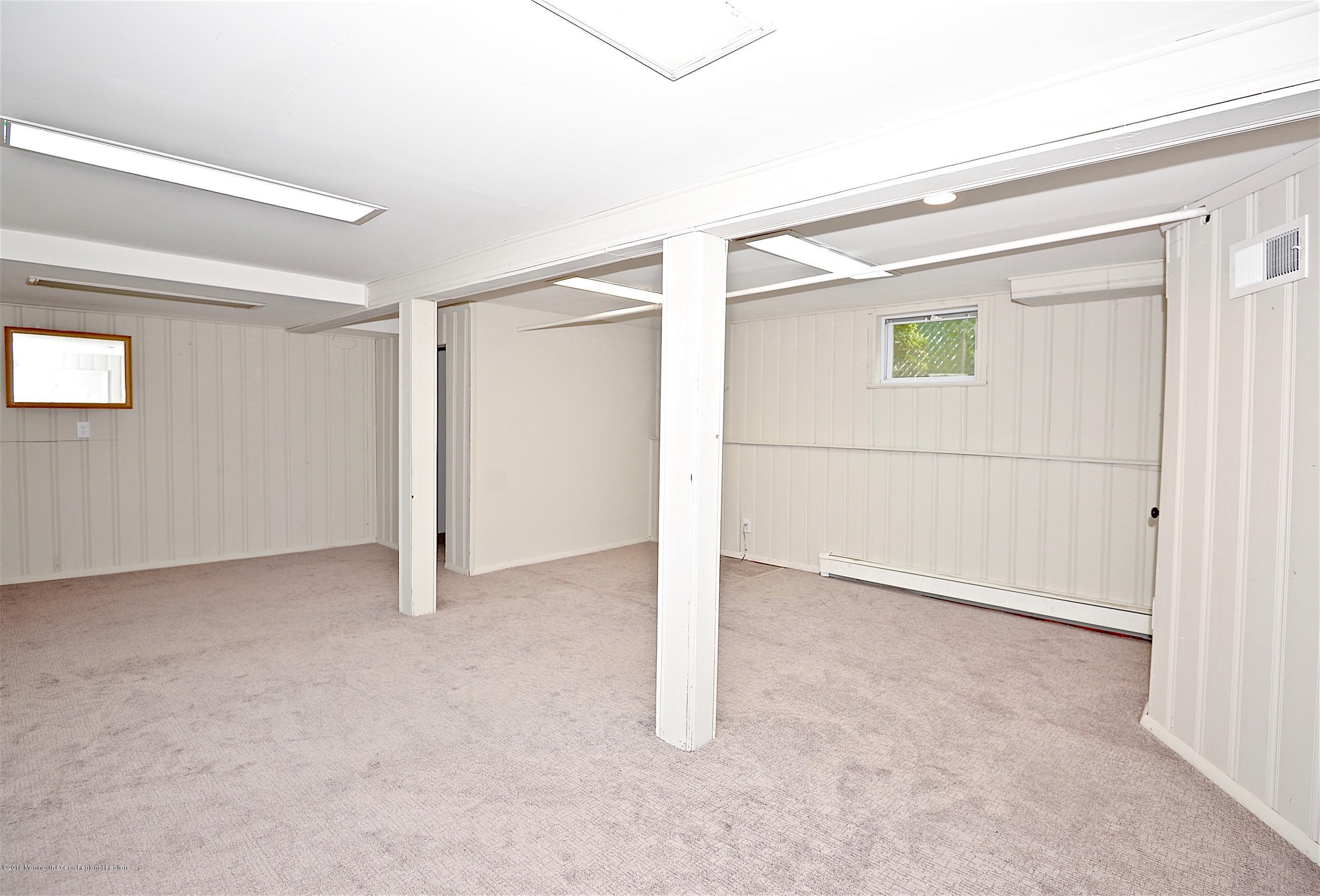 941 Chestnut Street Union, NJ 07083 - Photo 11 of 13 27