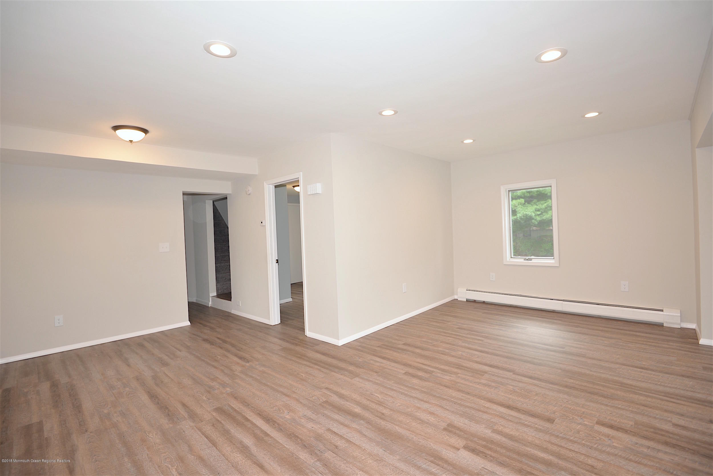 941 Chestnut Street Union, NJ 07083 - Photo 5 of 13 7