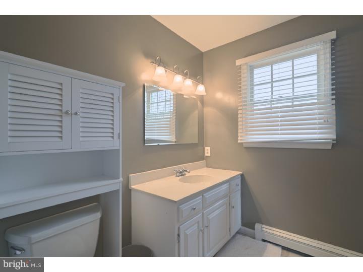 892 Old Schuylkill Road Pottstown, PA 19465 - Photo 14 of 20 Master Bathroom