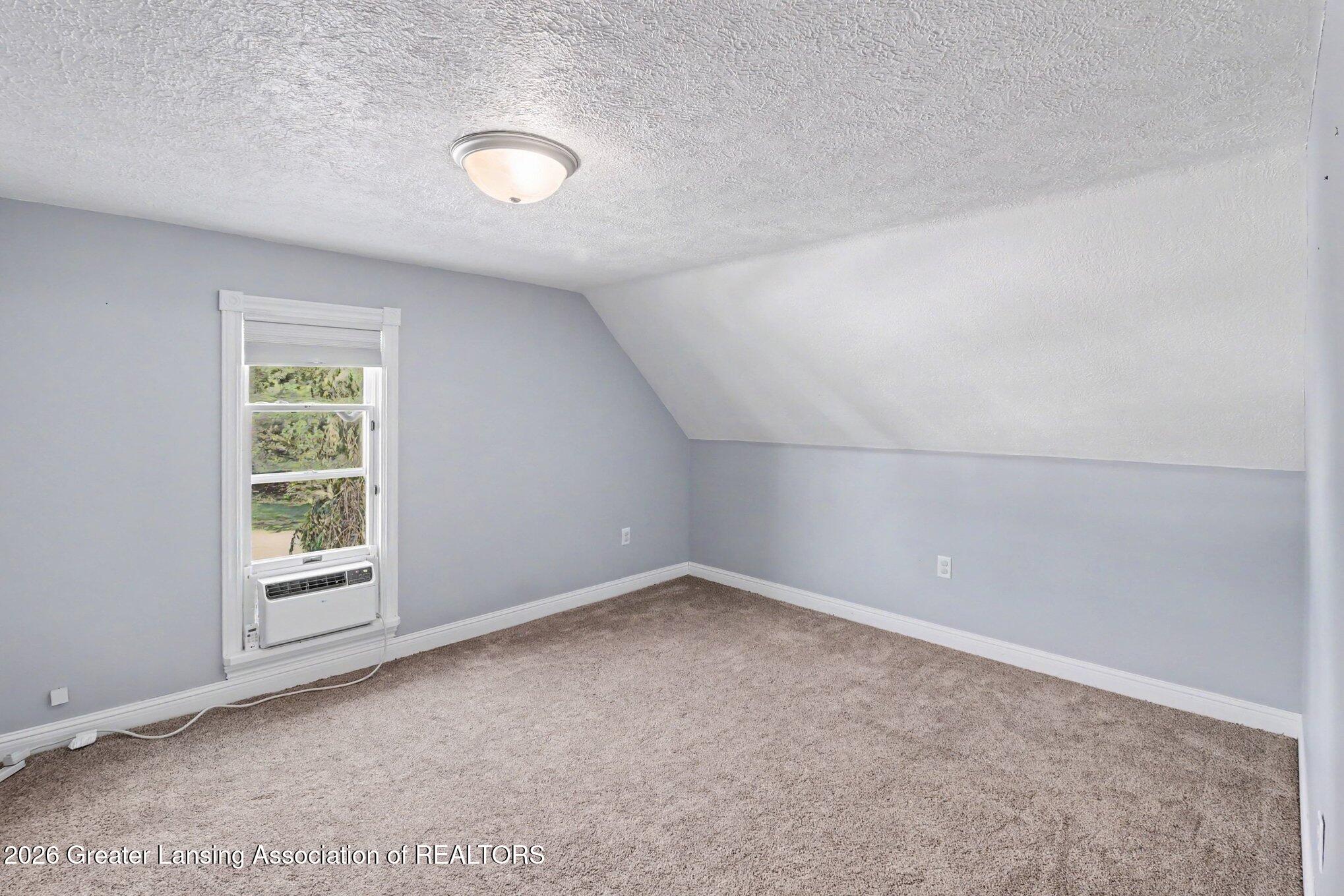 5490 West Howe Road Dewitt, MI 48820 - Photo 9 of 29 Bedroom 3