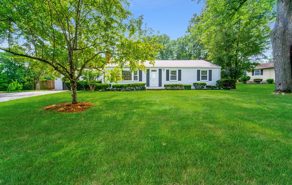 240 Newton Road Springfield, MA 01118 - Photo 2 of 37