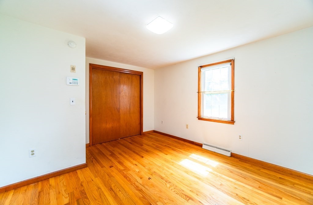 240 Newton Road Springfield, MA 01118 - Photo 27 of 37