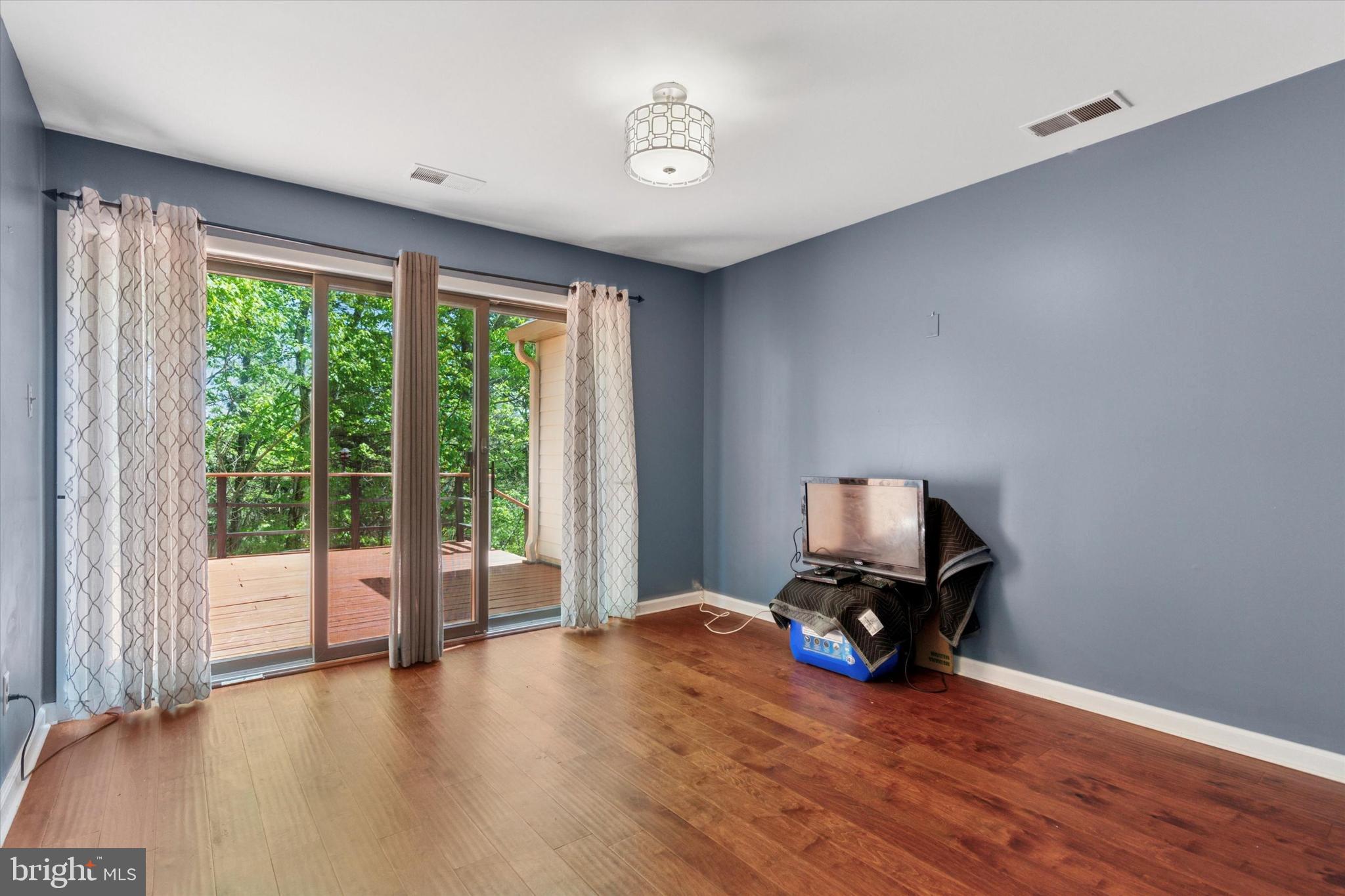 11 Ingham Way New Hope, PA 18938 - Photo 4 of 15 a view of room with a window and wooden floor