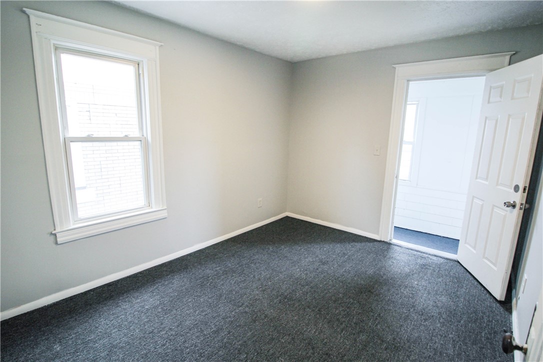 185 Roycroft Drive Rochester, NY 14621 - Photo 14 of 25