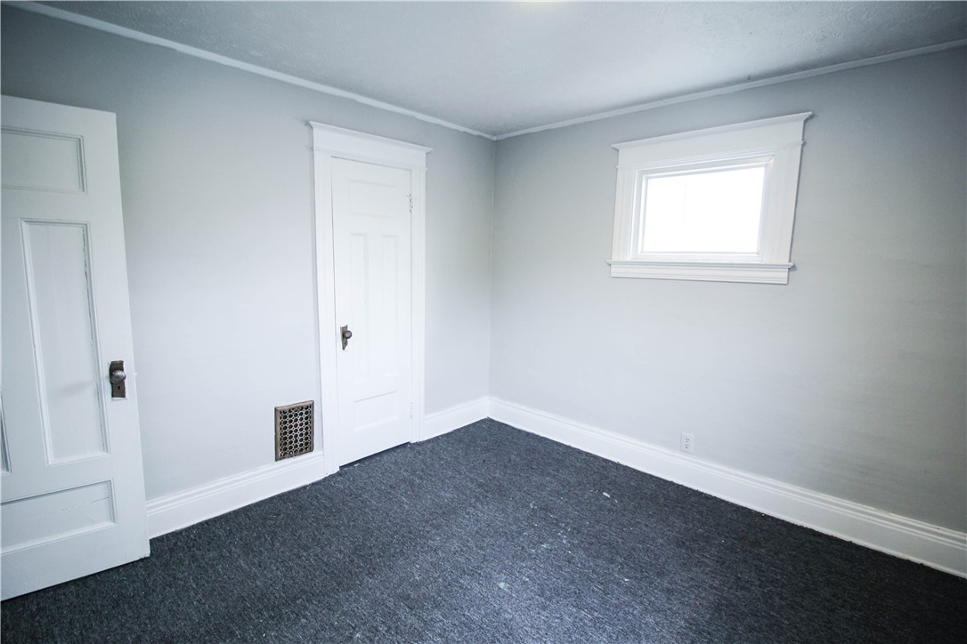 185 Roycroft Drive Rochester, NY 14621 - Photo 19 of 25