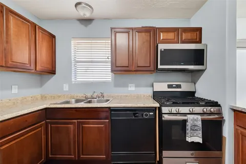 $235,000 | 10519 Sagepark Lane, Houston, TX 77089