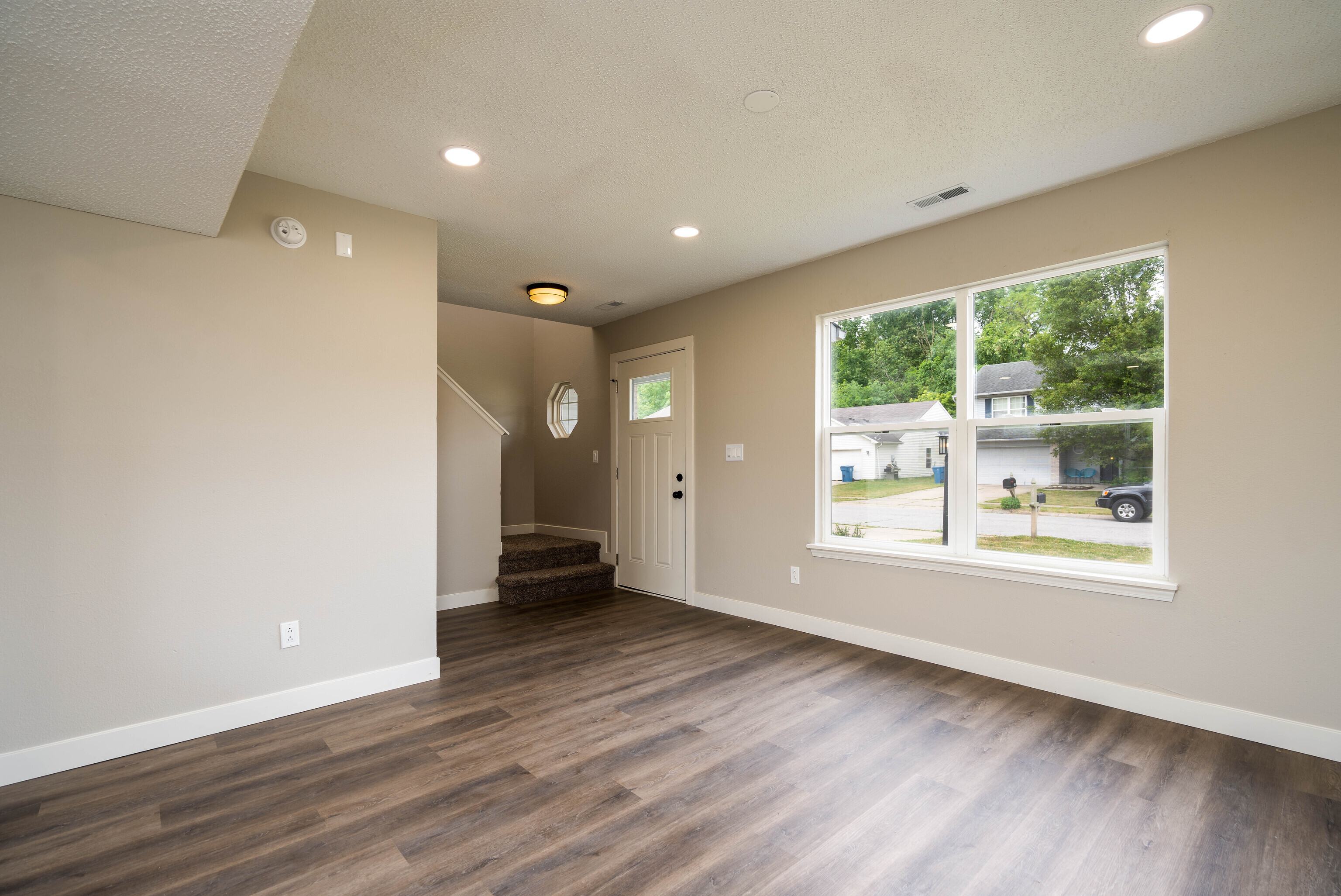 5317 Melbourne Road Indianapolis, IN 46228 - Photo 11 of 31 Gallery Image 11