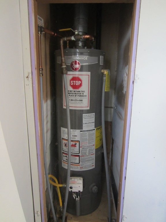 3040 Cranberry Highway, Unit 10 Wareham, MA 02538 - Photo 20 of 22 a utility room with dryer and washer