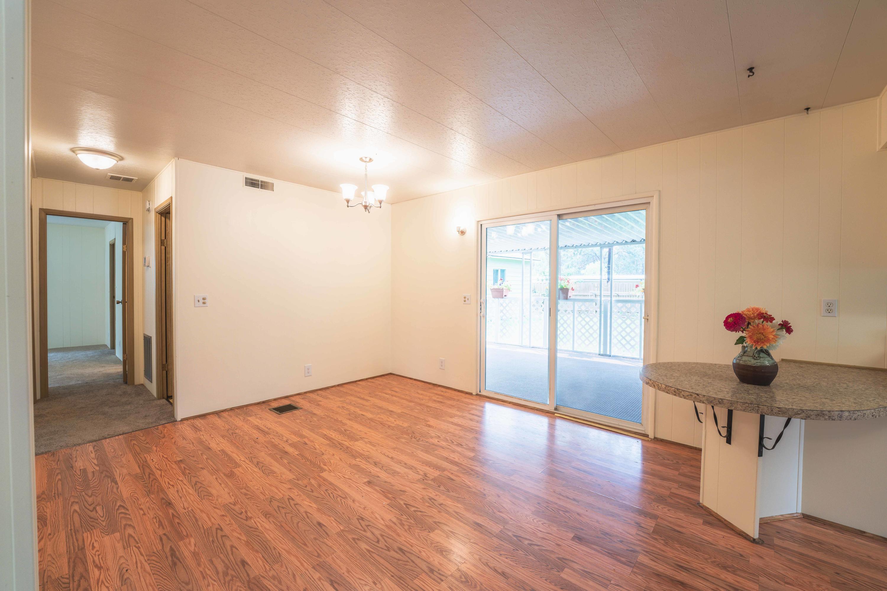 60973 Ridge Drive Bend, OR 97702 - Photo 12 of 31 Ridge Drive-12