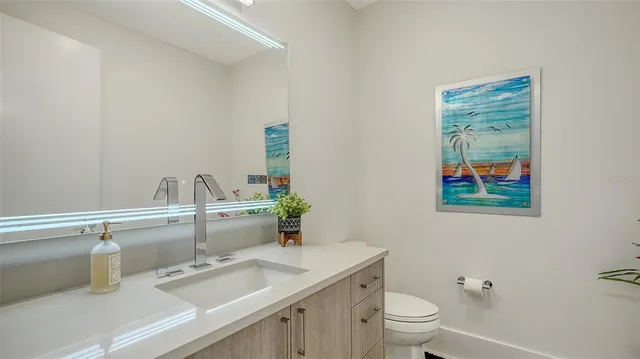 $4,600,000 | 540 North Tamiami Trail, Unit 1702, Sarasota, FL 34236