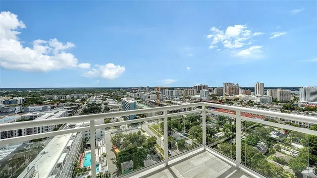 $4,600,000 | 540 North Tamiami Trail, Unit 1702, Sarasota, FL 34236