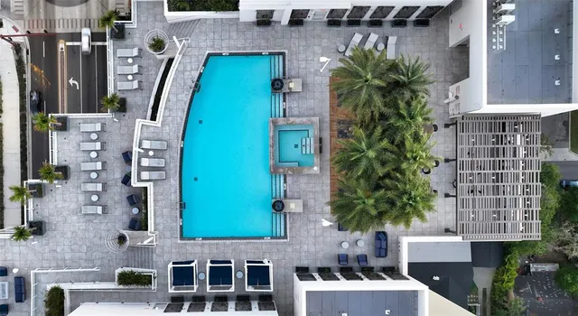 $4,600,000 | 540 North Tamiami Trail, Unit 1702, Sarasota, FL 34236