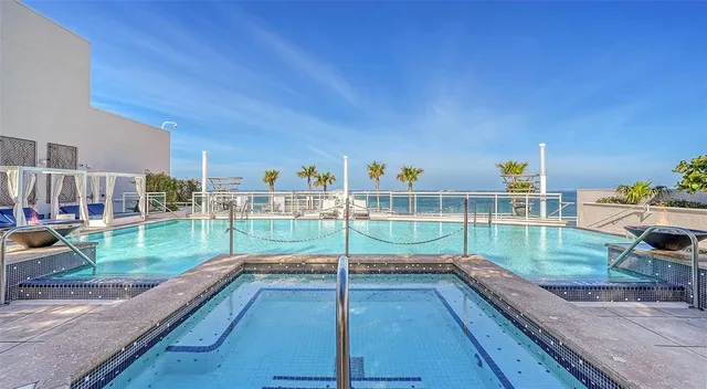 $4,600,000 | 540 North Tamiami Trail, Unit 1702, Sarasota, FL 34236