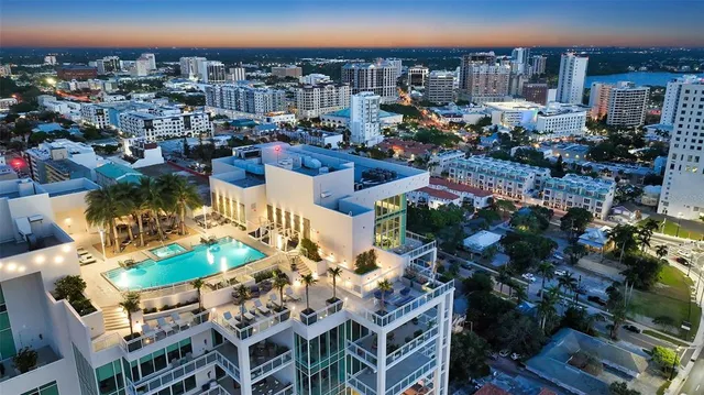 $4,600,000 | 540 North Tamiami Trail, Unit 1702, Sarasota, FL 34236