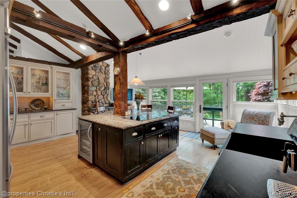 28325 Halsted Road Farmington Hills, MI 48331 - Photo 15 of 50