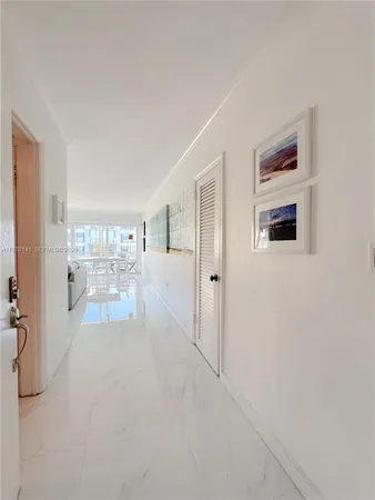 a view of livingroom with furniture