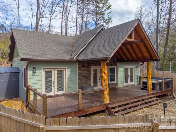 $399,000 | 79 Abbey View Road, Bryson City, NC 28713