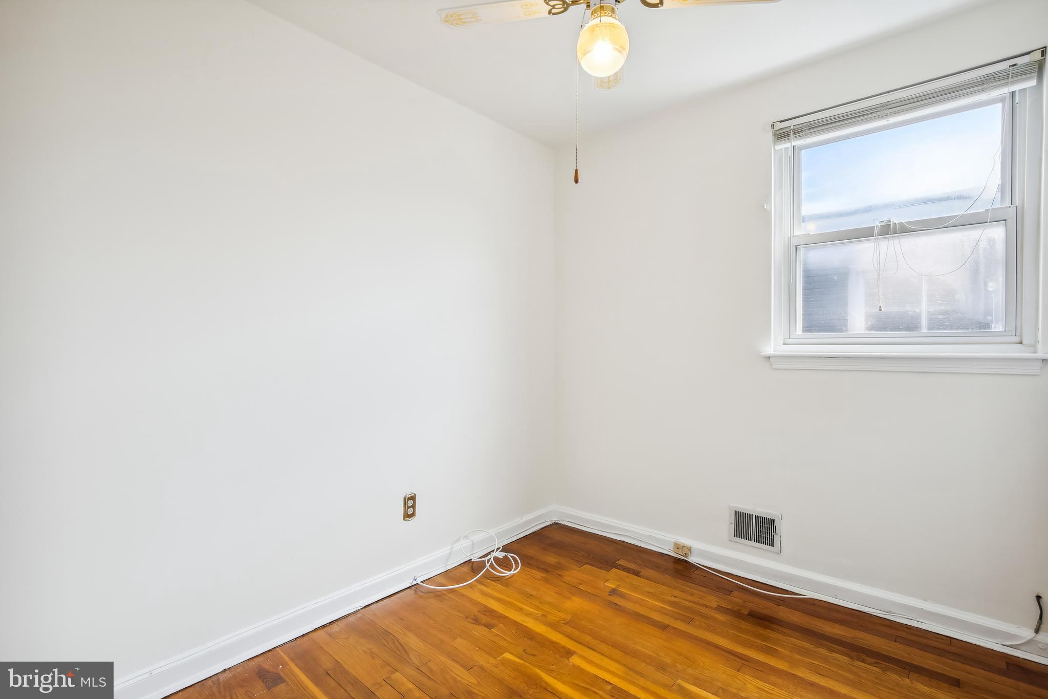 465 Riggs Road Northeast Washington, DC 20011 - Photo 15 of 31 Bedroom #2