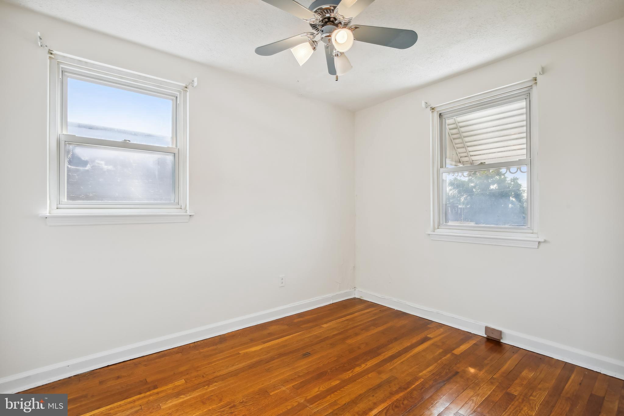 465 Riggs Road Northeast Washington, DC 20011 - Photo 16 of 31 Bedroom #3