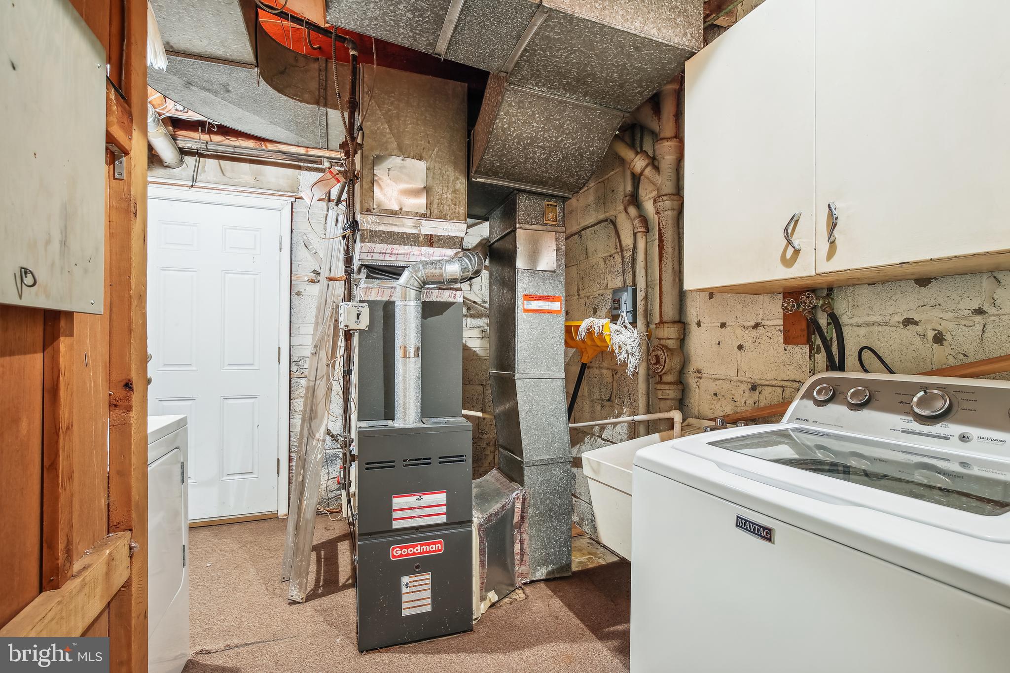 465 Riggs Road Northeast Washington, DC 20011 - Photo 21 of 31 Utility/Laundry