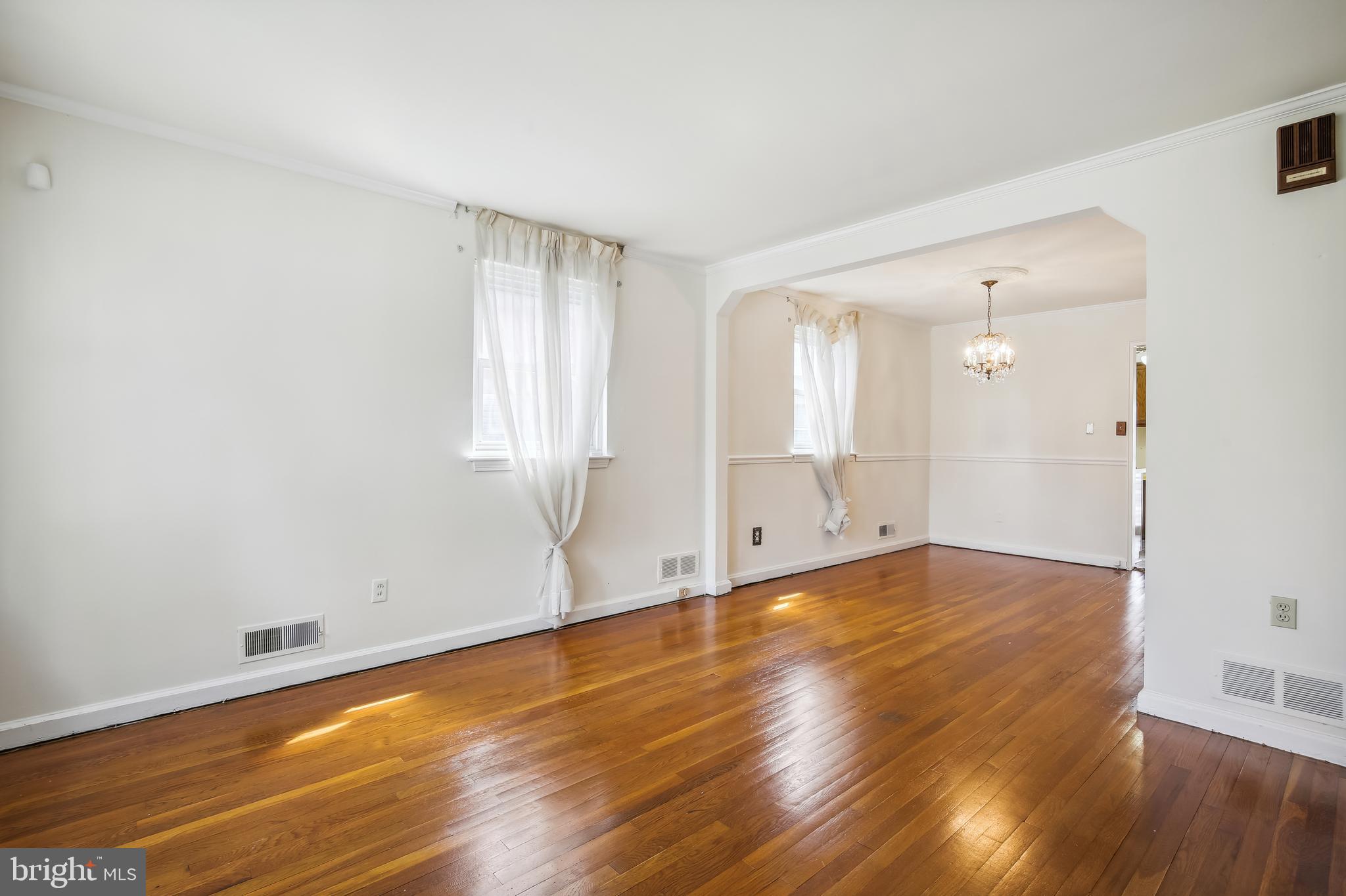 465 Riggs Road Northeast Washington, DC 20011 - Photo 7 of 31 Large Living Room/DR
