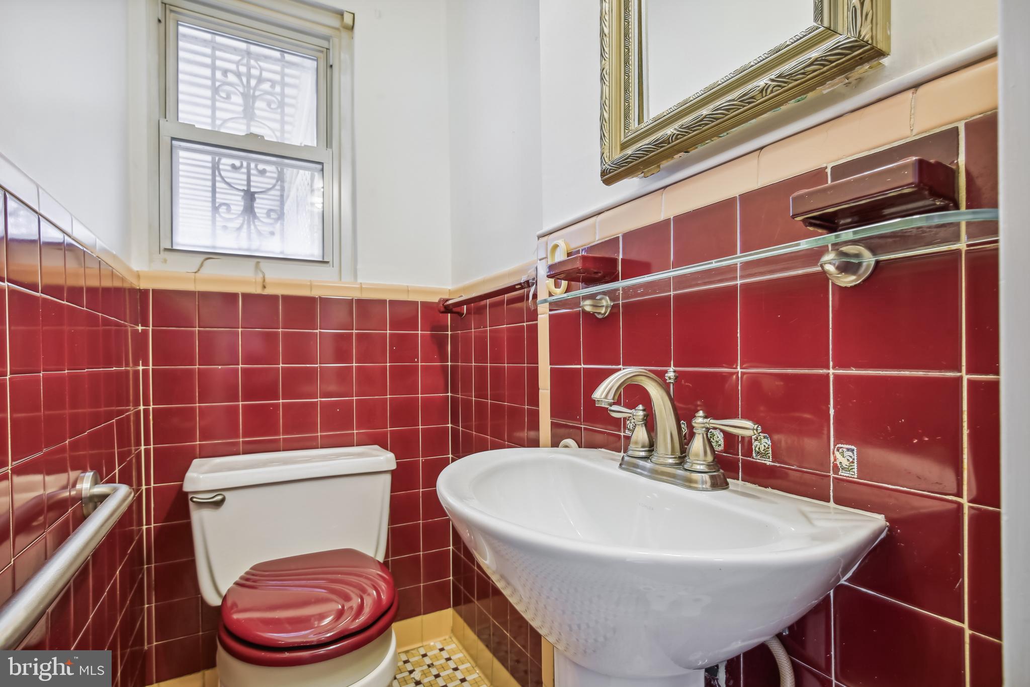 465 Riggs Road Northeast Washington, DC 20011 - Photo 10 of 31 half bath first floor