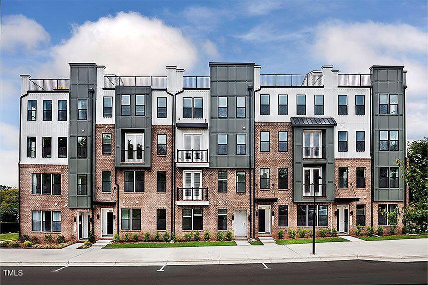1246 Coach Sta Alley, Unit 101 Raleigh, NC 27601 - Photo 15 of 35 thegrey exterior