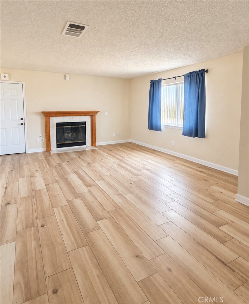 13383 Franceska Road Apple Valley, CA 92308 - Photo 4 of 9 Gallery Image 4